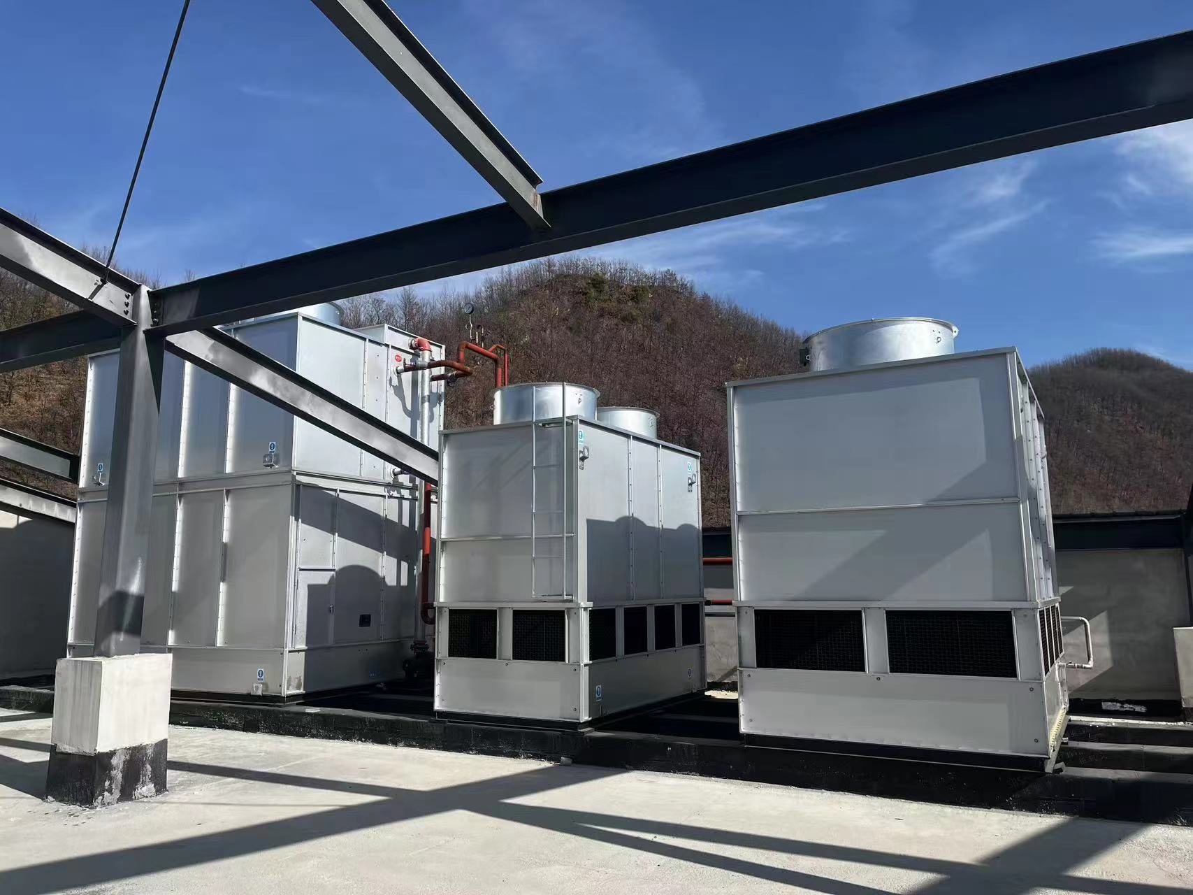 洛陽(yáng)欒川為農(nóng)服務(wù)中心冷庫(kù)項(xiàng)目（建設(shè)中）